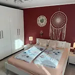 Superior Haus 120 Qm Mit Garten * Dusseldorf