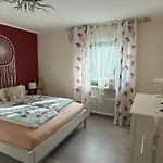 Superior Haus 120 Qm Mit Garten Tatil Evi *