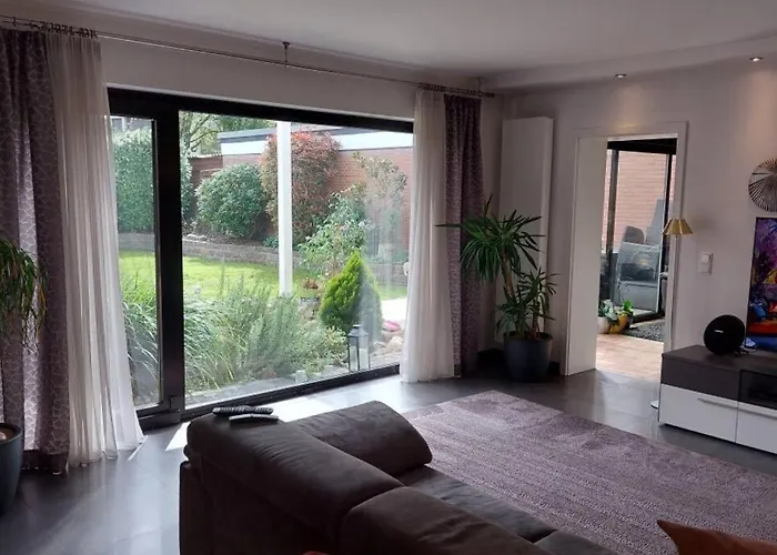Superior Haus 120 Qm Mit Garten Casa vacanze Düsseldorf